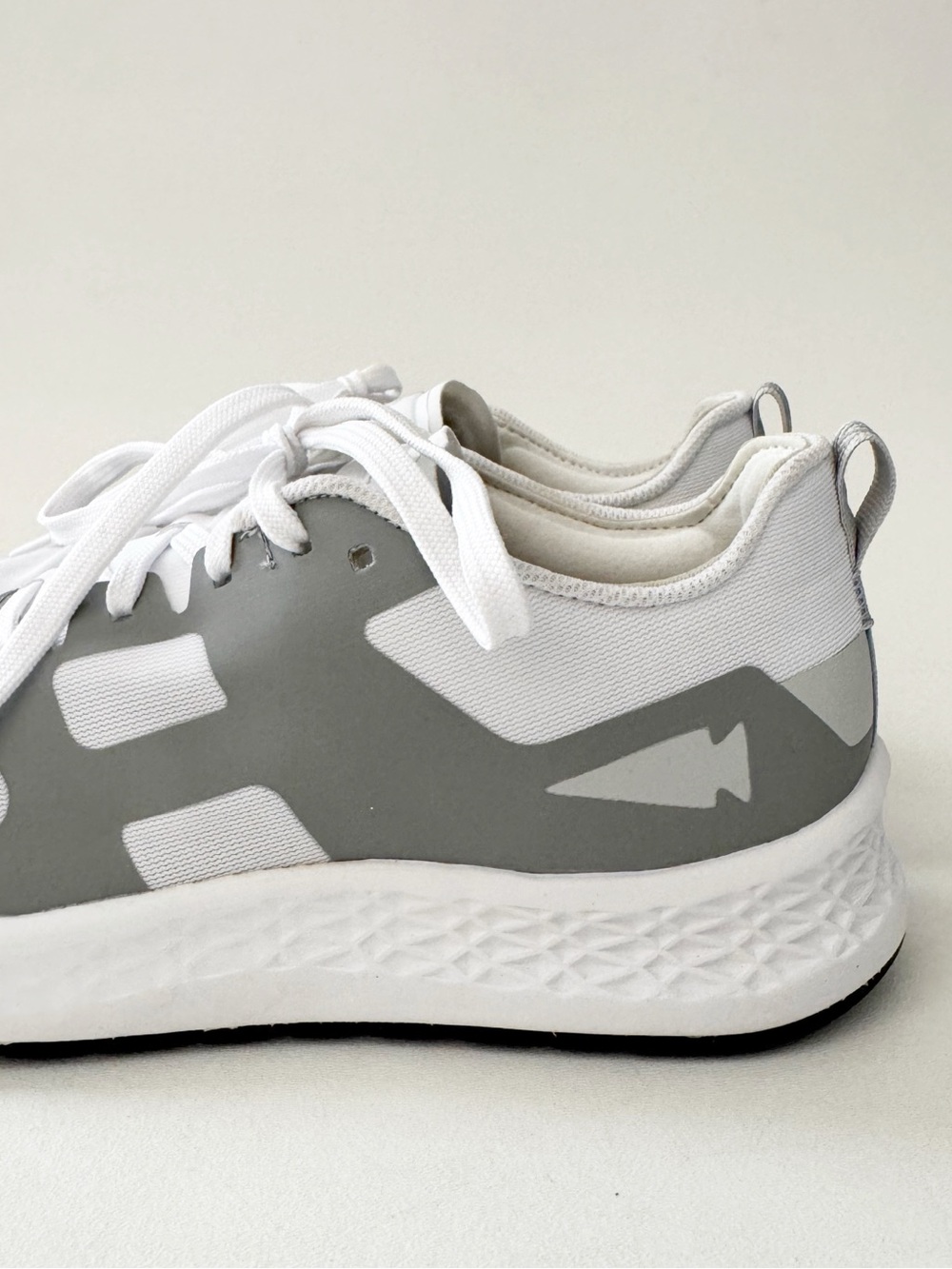 GORUCK Rough Runner Sneaker Mens US 7 Womens US 9 White Gray Running Gym Train - Picture 5 of 9